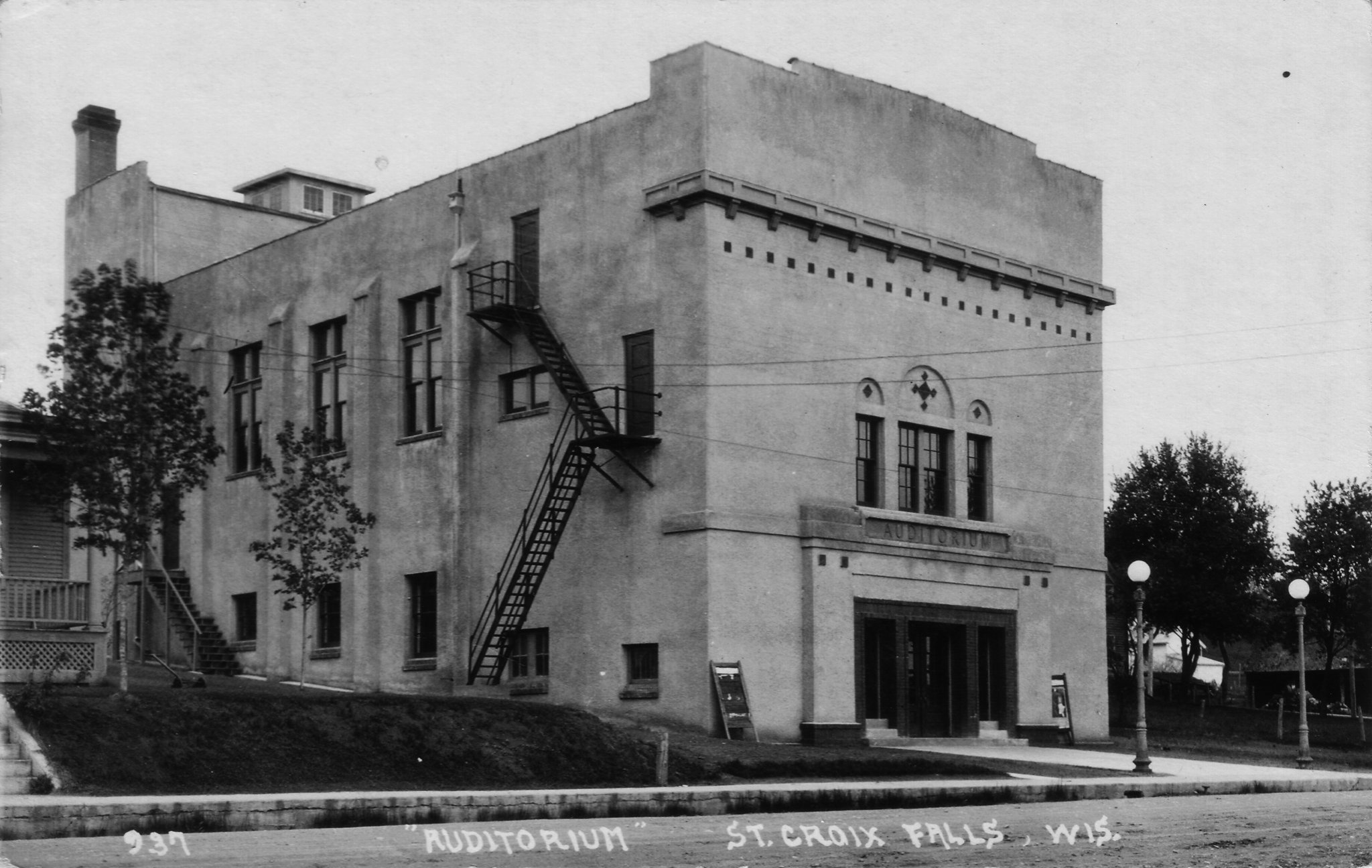 Civic Auditorium_1920 Postcard